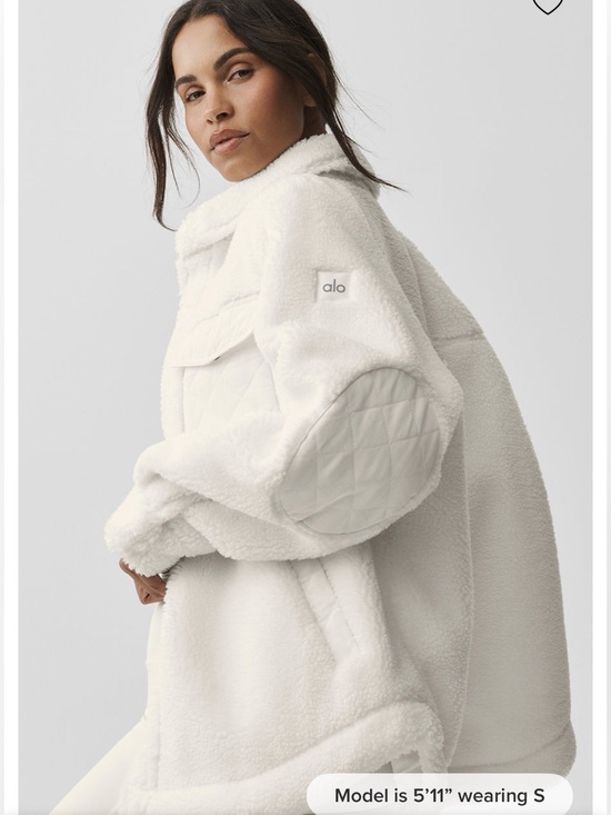 ALO Yoga Jackets & Blazers - Alo Sherpa Edge Shacket